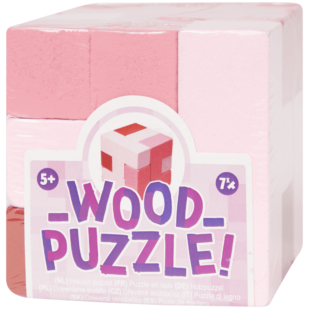 Drewniane puzzle w kształcie sześcianu